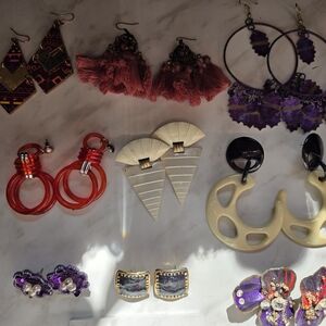 9 Super awesome and unique vintage earrings